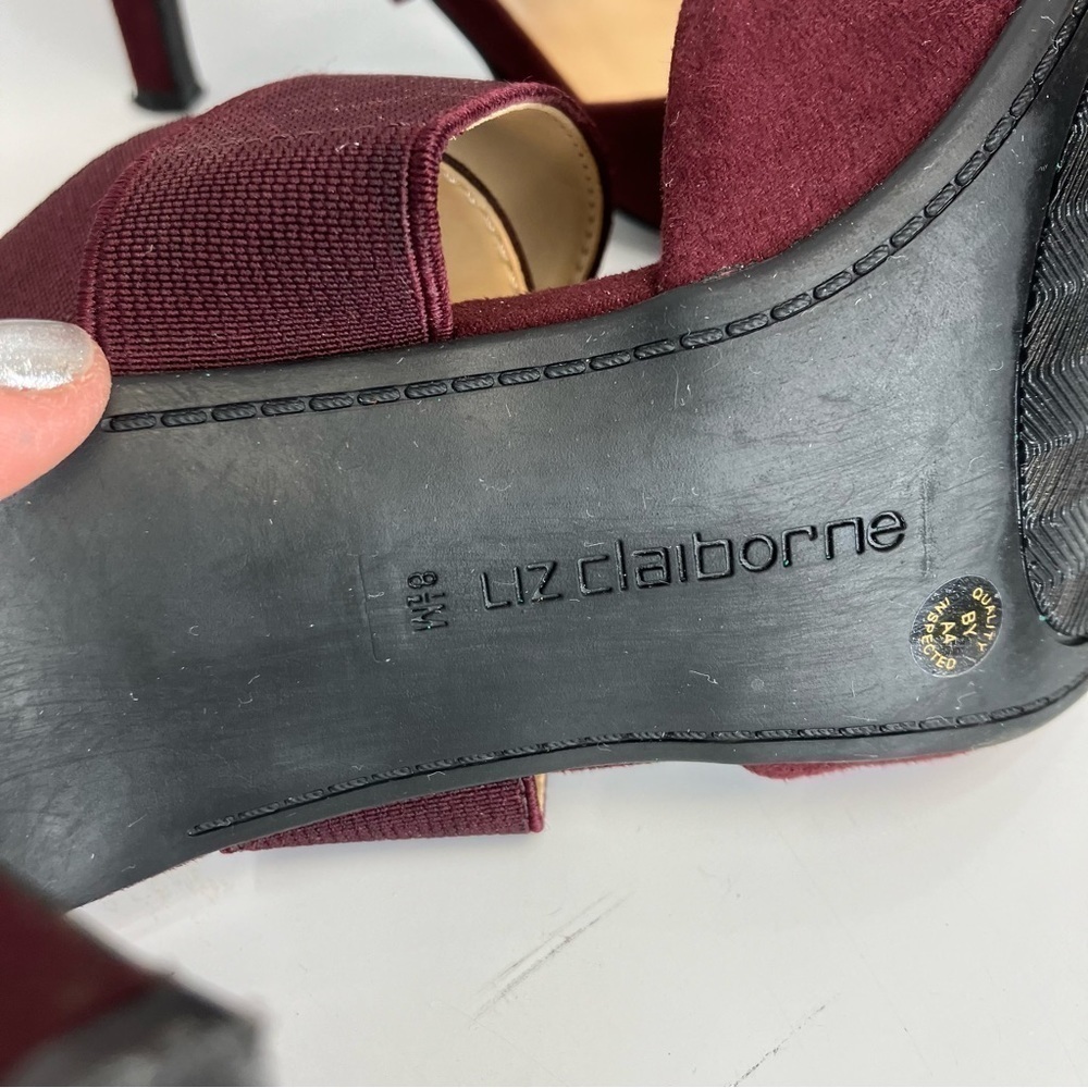 Liz Claiborne heel burgundy shoe size 8.5 - Picture 9 of 9
